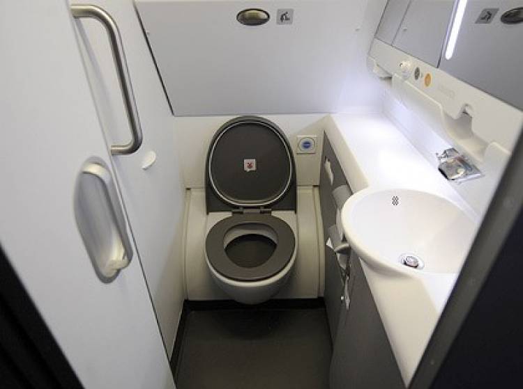 Happens , Airplane , Toilet, topic , aircraft , built-in , system, theemerging india, emergingindia
